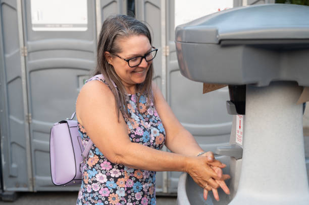 Best Best portable toilet rental  in Round Lake Park, IL